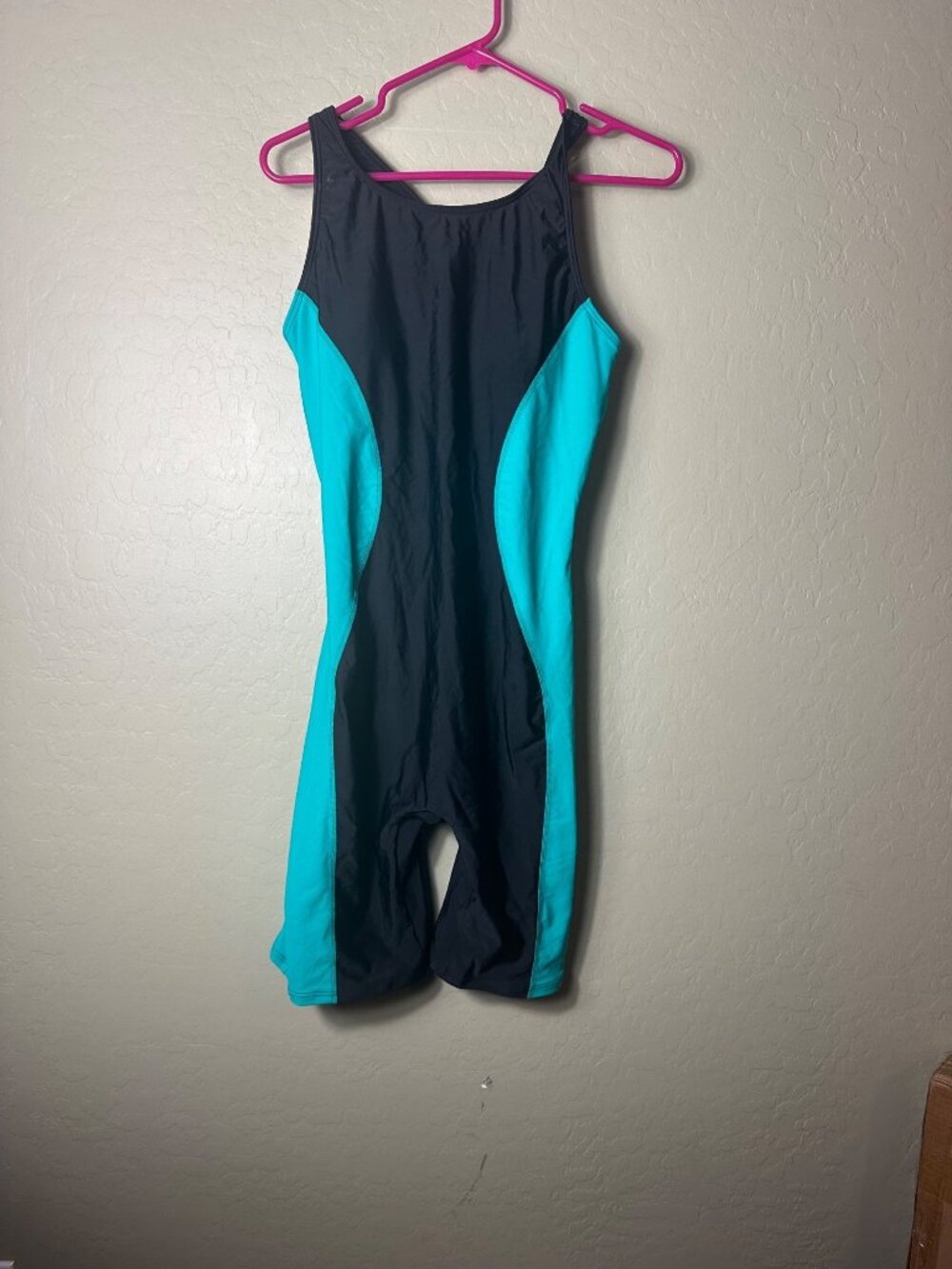 NWT ATTRACO Charmo Black & Green Boyshort Swim Suir Bathing SZ Large